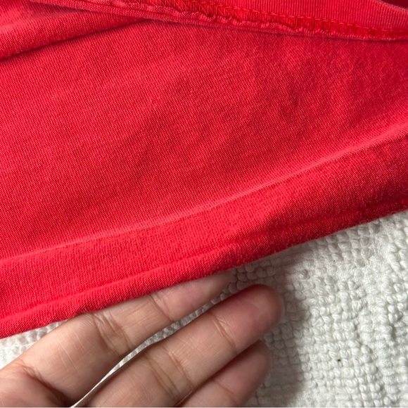 Mickey Mouse & Goofy - "Making Music" Red Shirt - Pocket -XL- The Disney Store - Picture 7 of 10